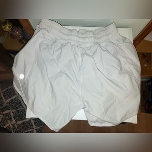 Lululemon Hotty Hots